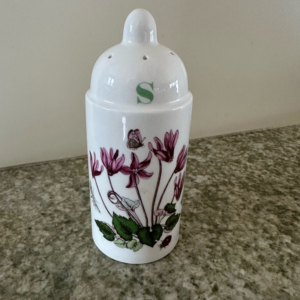 Portmeirion White Ceramic Piece with Green Mark